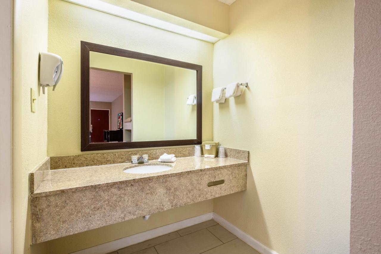 Red Roof Inn Sylacauga Kültér fotó